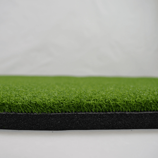 Side view of Aussie Golf Sims Hitting Mat showing thickness