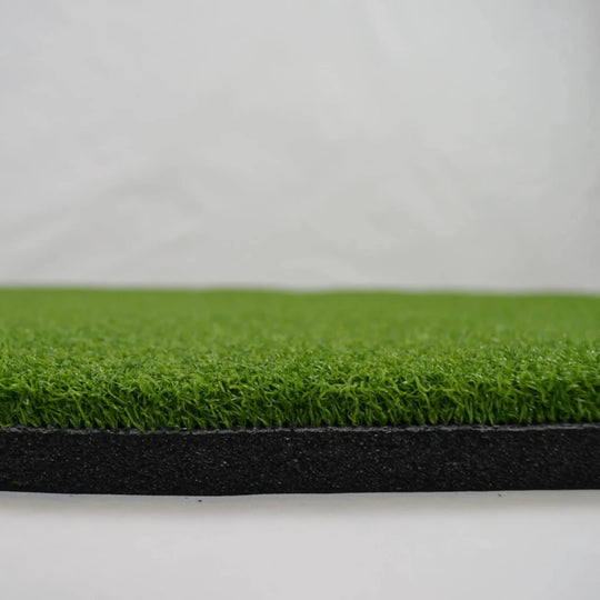 Side view of Aussie Golf Sims Hitting Mat showing thickness